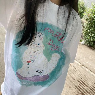 (จัดส่งตลอด 24 ชั่วโมง）Angle Official เสื้อยืดผู้หญิงฤดูร้อน ลุคหวานน่ารัก ทรงโอเวอร์ไซส์ สไตล์เกาหลี เข้ากับทุกชุด T109