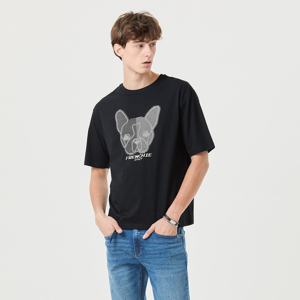 ESP เสื้อทีเชิ้ตลายเฟรนช์ชี่ อีซี่ ผู้ชาย สีดำ | Frenchie Eazy Tee Shirt | 04093