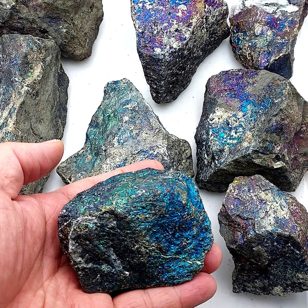 หินบอร์ไนต์ หรือแร่จ้าวน้ำเงิน เจ้าน้ำเงิน ก้อนใหญ่ ทรงธรรมชาติ BORNITE Peacock Ore