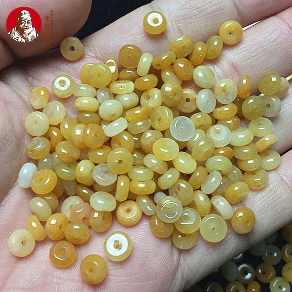 ((ราคา 50 ชิ้น) ลูกปัดหยก ผ้าไหม สีทอง 3 * 6 มม. อุปกรณ์เสริม DIY