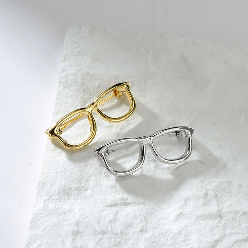Simple โลหะกรอบแว่นตาเข็มกลัด Retro แว่นตากันแดดรูป Pins สําหรับผู้หญิงผู้ชายเสื้อผ้าอุปกรณ์เสริม