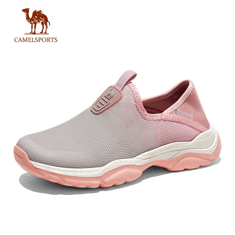 CAMEL SPORTS รองเท้ากีฬาลําลอง ผ้าตาข่าย ระบายอากาศได้ดี กันลื่น น้ําหนักเบา แฟชั่นฤดูร้อน สําหรับผู้ชาย และผู้หญิง
