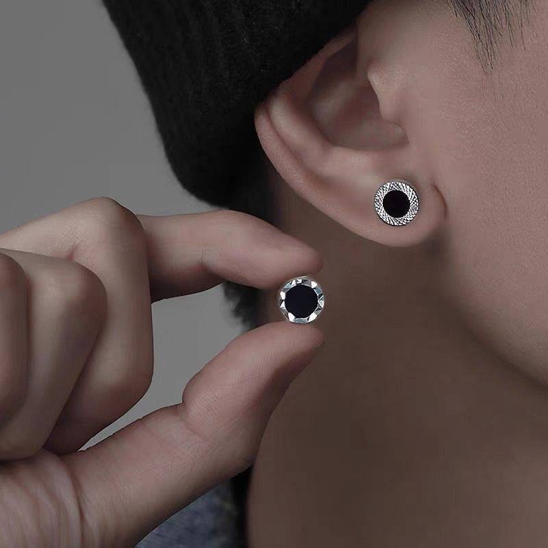 Sterling Silver Stud Earrings Men's Niche Ins Trendy Unique Men's Single Black Hip Hop Ruffle Handso
