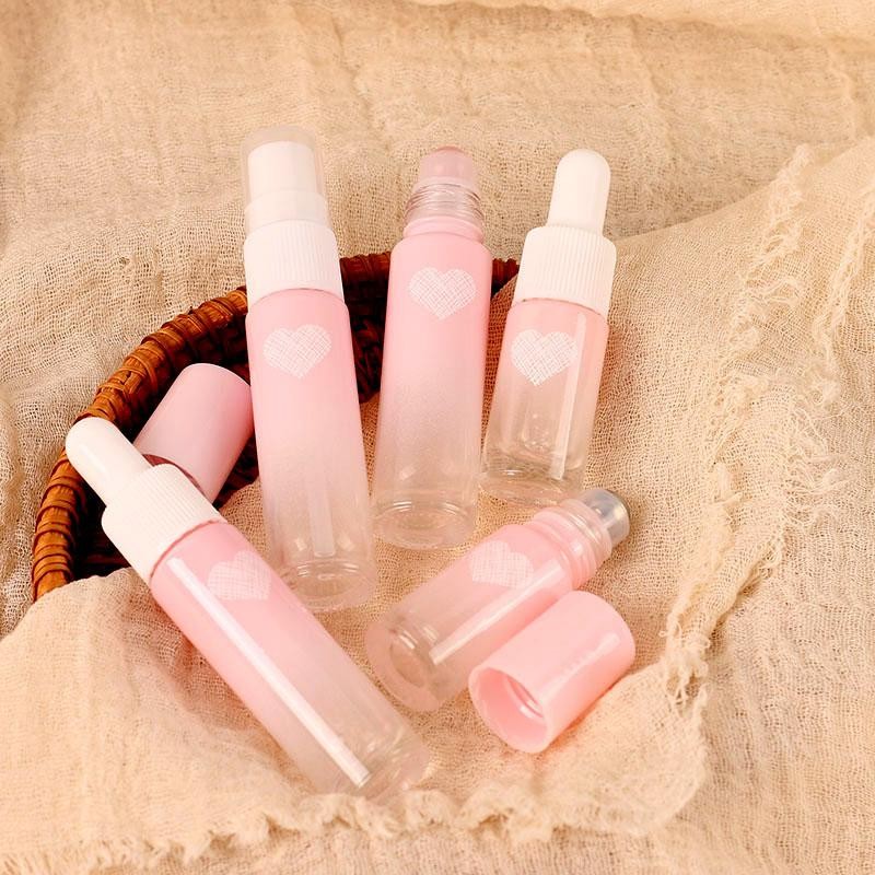 10ml Love สีชมพูคริสตัล Roll-On น้ํามันหอมระเหยไล่โทนสี 5ml แยกบรรจุขวดแก้วเปล่าขวดน้ําหอม doTERRA