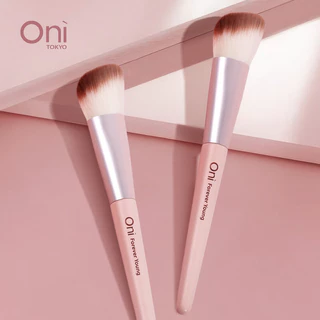 Oni Angled Contour Brush #Sakura Pink แปรงคอนทัวร์หัวตัดโอนิ สีชมพูซากุระ ขนนุ่มแน่นพิเศษ.