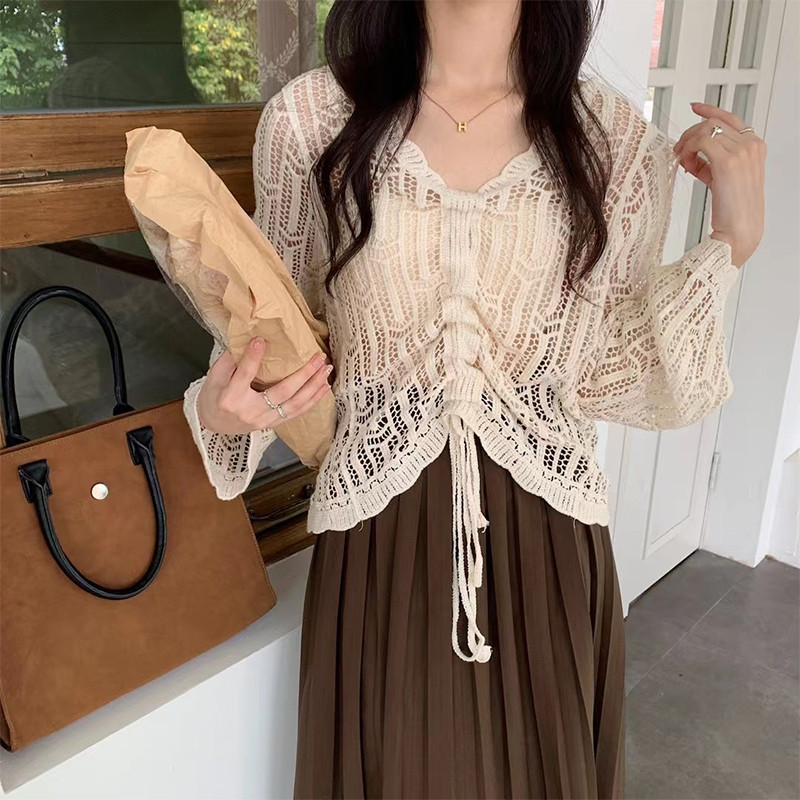 ออกแบบเสื้อถักกลวงแฟชั่น 2025 เวอร์ชั่นเกาหลี Drawstring โครเชต์คอวีแขนยาวสั้น Small Guys I Gema Y9E