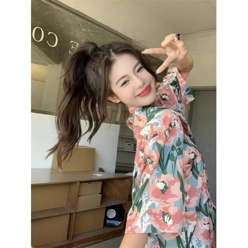 MIMI&DIDI เสื้อเชิ้ตฮาวายแขนสั้นลายดอกกุหลาบ รุ่น W312 thumbnail 4