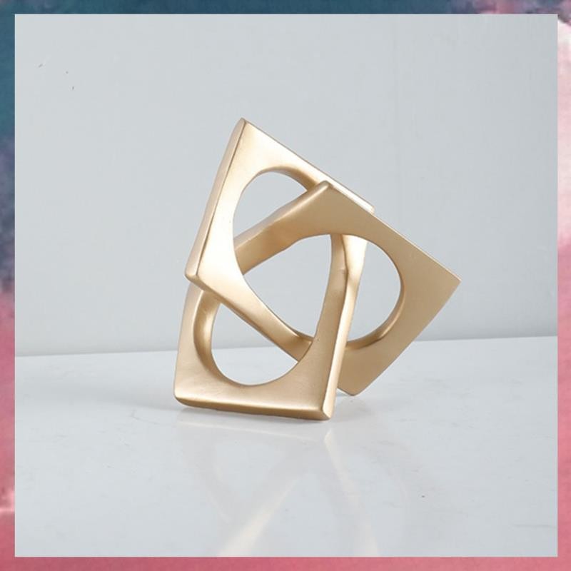 บทคัดย่อเรขาคณิต Distortion เครื่องประดับหัตถกรรมตกแต่งโต๊ะ Golden Square Collar งานศิลปะรูปปั้น Room Aesthetics Decor B