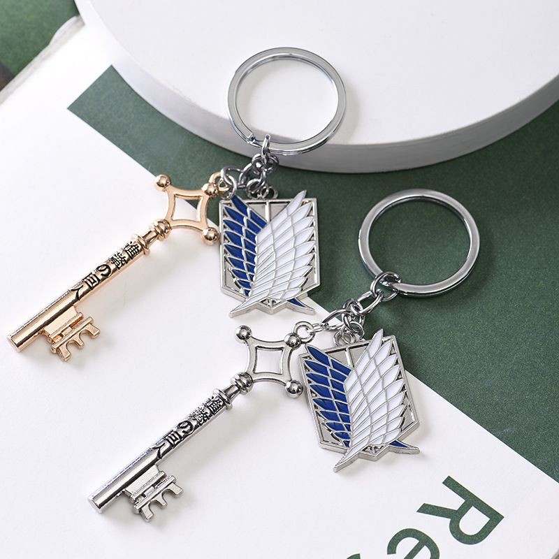 Attack on Titan พวงกุญแจ สินค้าแอนิเมชั่นสองมิติ Levi Key จี้ Freedom#现货进击巨人钥匙扣二次元动漫周边利威尔钥匙挂件自由