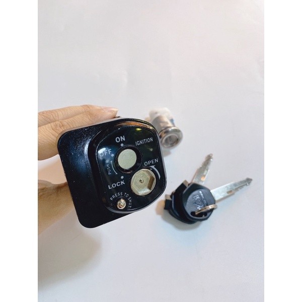 Win Winner V1 ชุดล็อคกุญแจแบนรถยนต์ คุณภาพสูง สินค้า Vuong Niem ทนทาน