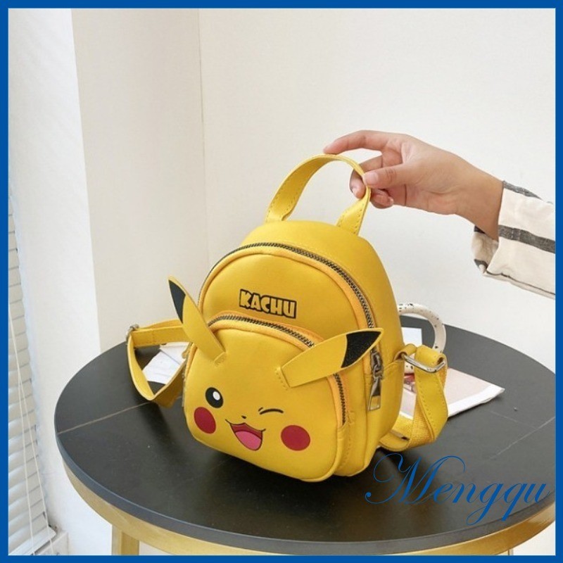 กระเป๋าเป้สะพายหลัง Pok é mon Pikachu, กระเป๋าสะพายข้างขนาดเล็กสําหรับเด็กผู้หญิง, กระเป๋าแฟชั่นลําลองน่ารัก, กระเป๋าวันลําลองขนาดเล็กสําหรับโรงเรียน, ท่องเที่ยว, และของขวัญเด็กผู้หญิง