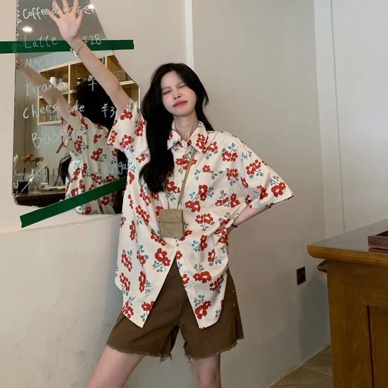Veewink เสื้อเชิ้ตฮาวายผู้หญิง ลายดอกไม้สีแดง แขนสั้น thumbnail 9