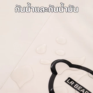 COD ใหม่ ผ้ากันเปื้อน PVC พิมพ์หมีน้อยน่ารัก กันน้ำและกันน้ำมัน พร้อมกระเป๋า 72 x 70ซม.ครัว ทำอาหาร ยูนิฟอร์ม