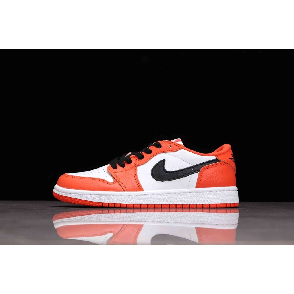 Nike Air Jordan 1 Low CZ0790-801 รองเท้าวิ่ง สีขาว สีส้ม สําหรับผู้ชาย และผู้หญิง H588