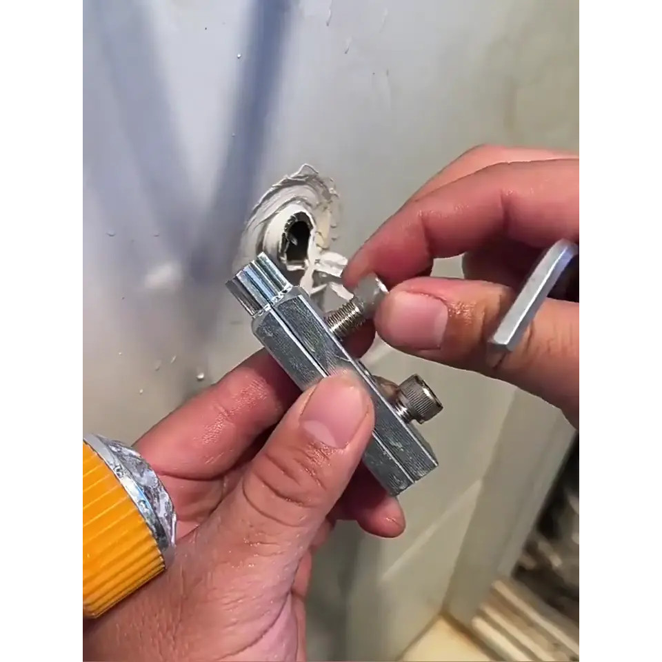 เครื่องมือถอดลวดหักวาล์วก๊อกน้ำ วัสดุสแตนเลสเกรด304 เครื่องมือถอดเกลียวคาหลุมแตก