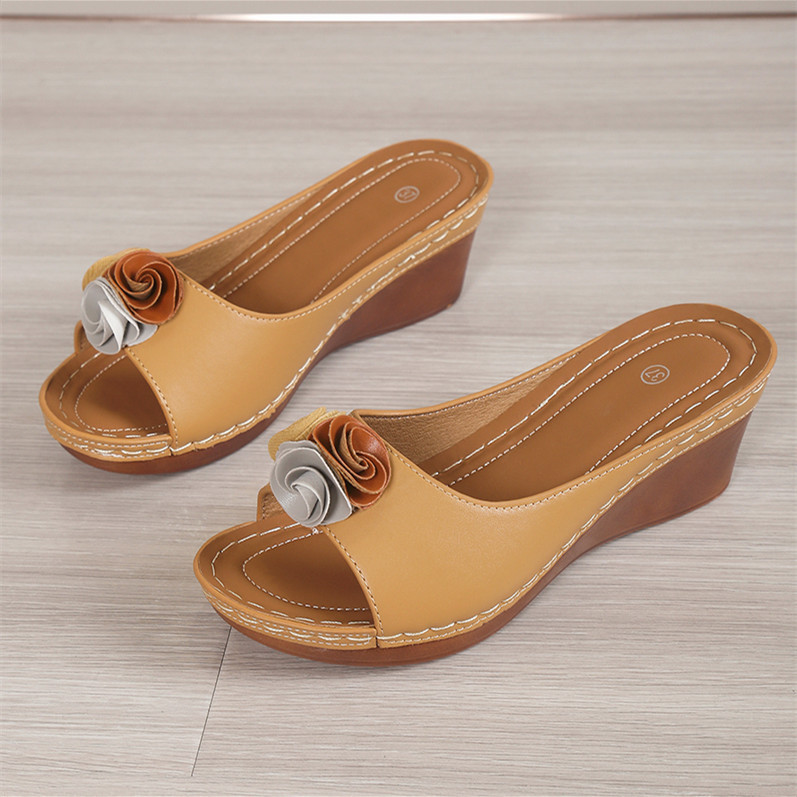 Ready Stock Flip-Flops Women Wedge Casual Sandals Slippers Large Size 36-43