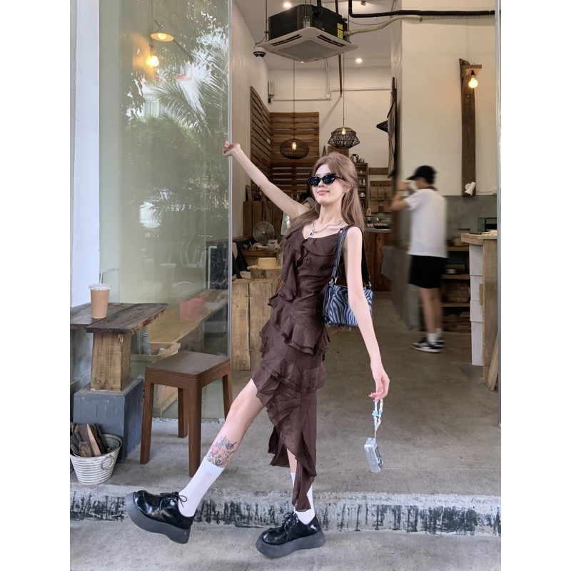 Summer Vacation Style Women's Spaghetti Strap Dress with Ruffles Versatile Sexy Retro Slimming Patchwork New Irregular Dress - รูปที่ 2