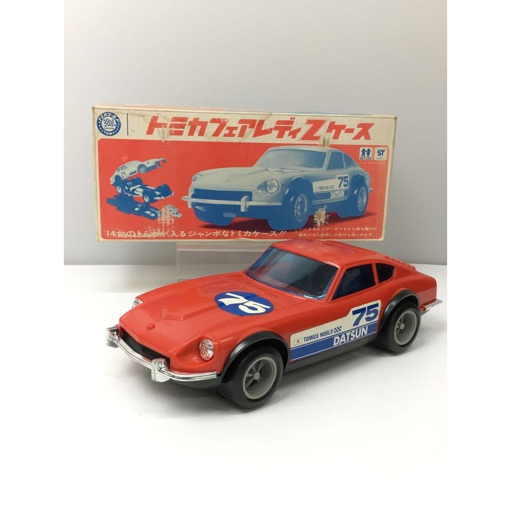 Tomica รถของเล่น TAKARA Fairlady Z สีแดง โบราณ จากญี่ปุ่น มือสอง
