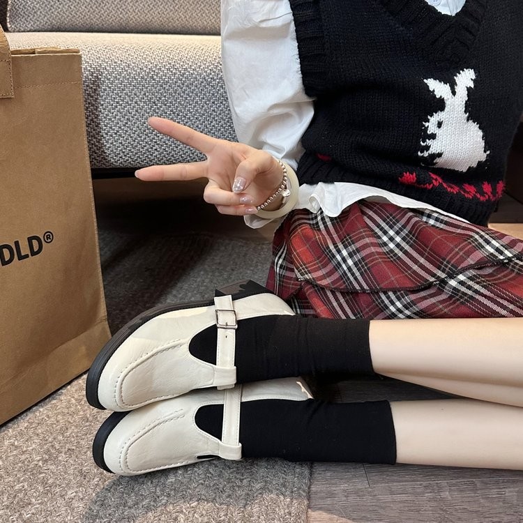 บัลเล่ต์ฝรั่งเศสรองเท้า Retro Laced-Up Mary Jane รองเท้าสไตล์อังกฤษรองเท้าหนังผู้หญิงหนา Soled รองเท้าโลฟเฟอร์ commuter loafer shoes