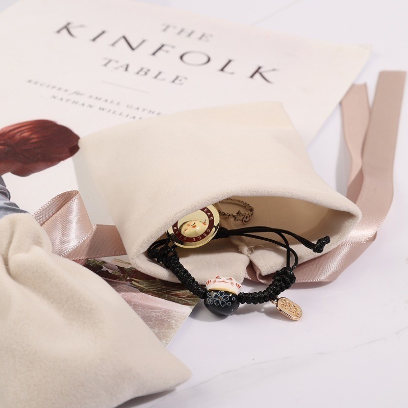 5 ชิ้น/ล็อต 7x9 ซม./10x12 ซม.Beige กํามะหยี่ริบบิ้น Drawstring กระเป๋าต่างหูแหวนสร้อยข้อมือเครื่องประดับบรรจุภัณฑ์ Pouches งานแต่งงานคริสต์มาสเก็บกระเป๋า - รูปที่ 6