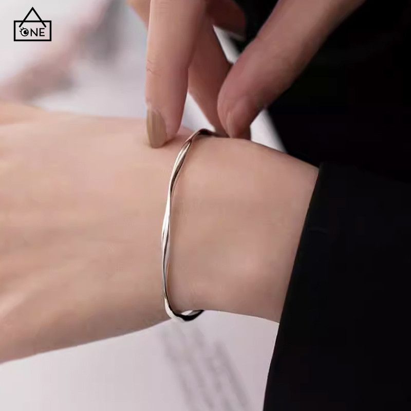 COD❤️Moonstone เงือกสร้อยข้อมือหัวใจอารมณ์สูงสร้อยข้อมือแฟชั่นจีนใหม่-a.one