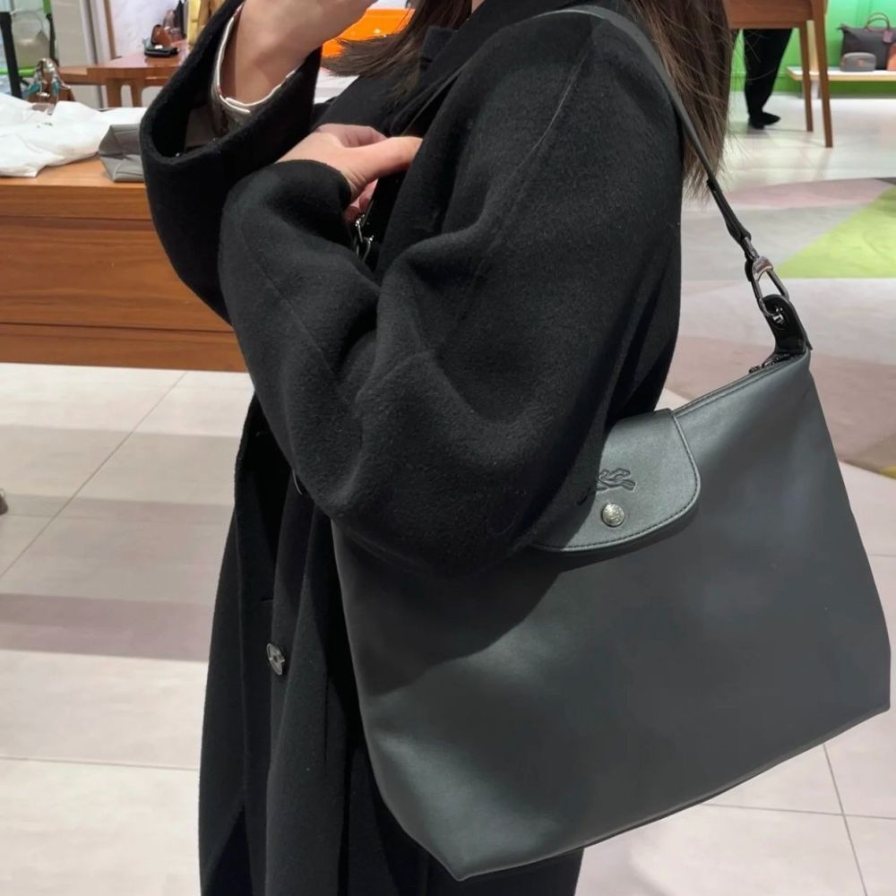พร้อมส่ง ของแท้ 100% Longchamp Le Pliage Xtra M 1018998 กระเป๋าถือ กระเป๋าสะพายไหล่ สะพายข้าง หนังวัวแท้ ขนาดกลาง สําหรับสตรี