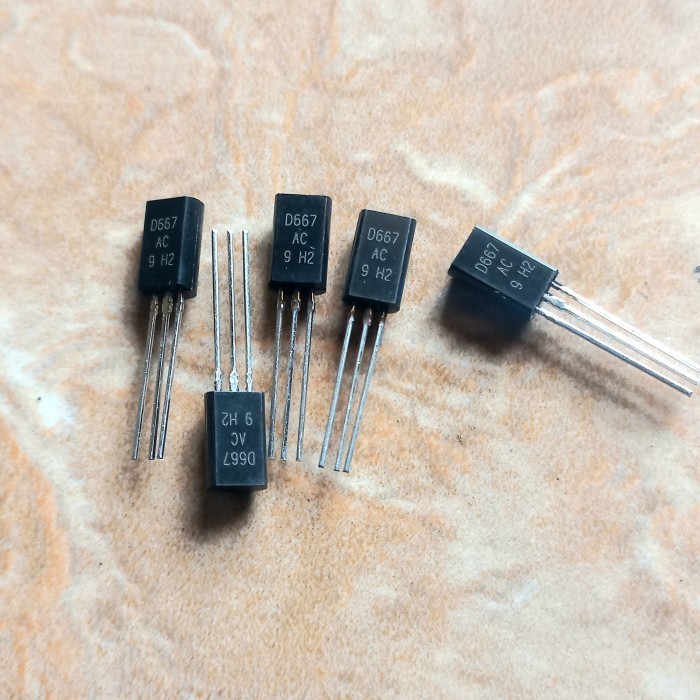 ทรานซิสเตอร์ TR D667 D 667 2SD667 SD667 2SD 667 2 sd S sd Fajar อิเล็กโทร 2