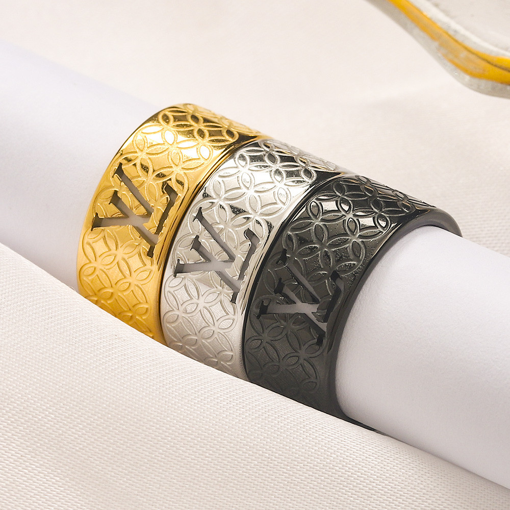 Louis Vuitton แหวนเงิน 925 ลายตัวอักษร LV สีทอง สีเงิน สไตล์เกาหลี เรียบง่าย สร้างสรรค์ เครื่องประดับ สําหรับผู้หญิง