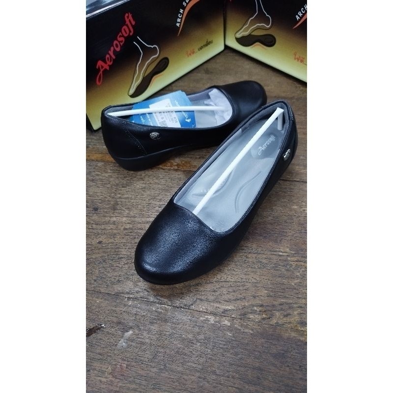 รองเท้าหุ้มส้น Aerosoftคัทชูหญิงรุ่นCW3133