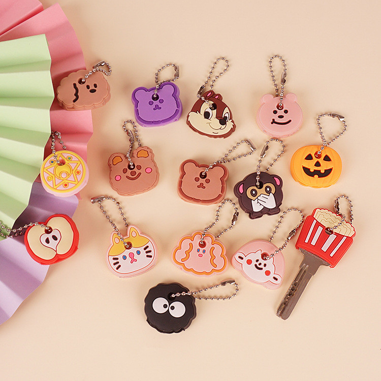 เคสกุญแจ PVC ลายการ์ตูนน่ารัก พร้อมจี้พวงกุญแจกาว และพวงกุญแจซิลิโคน