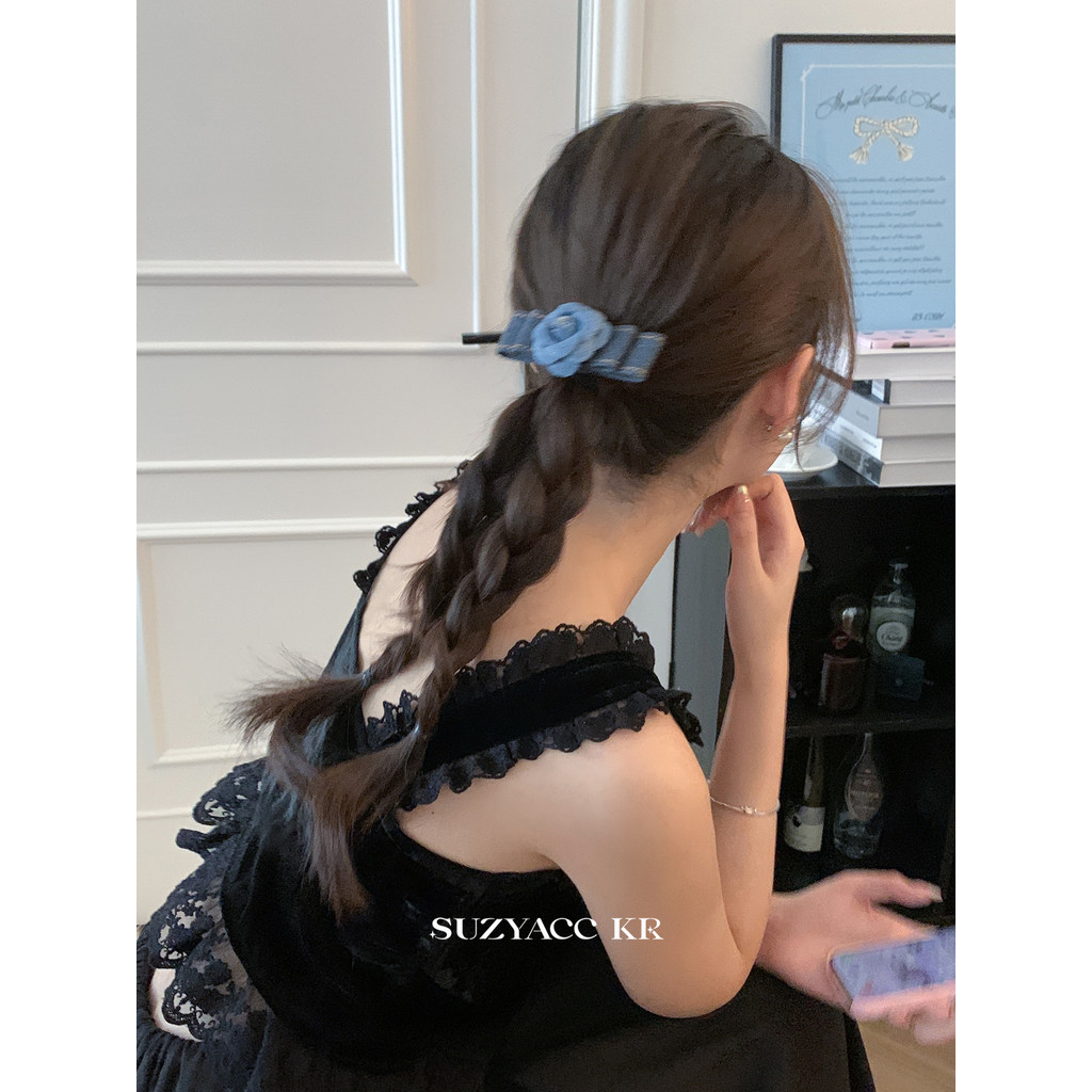 กิ๊บติดผม ผ้ายีน ลายดอกไม้ ดอกคามิเลีย สีฟ้า เข้ากับทุกการแต่งกาย แบบเรียบง่าย แฟชั่นฤดูใบไม้ผลิ 2024