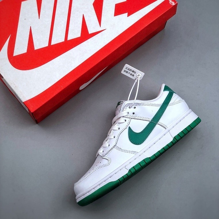 Sepatu Nike Sb Dunk Low สีขาวสีเขียว Original BNIB บาร์โค้ดแท็กเต็ม ลำลอง