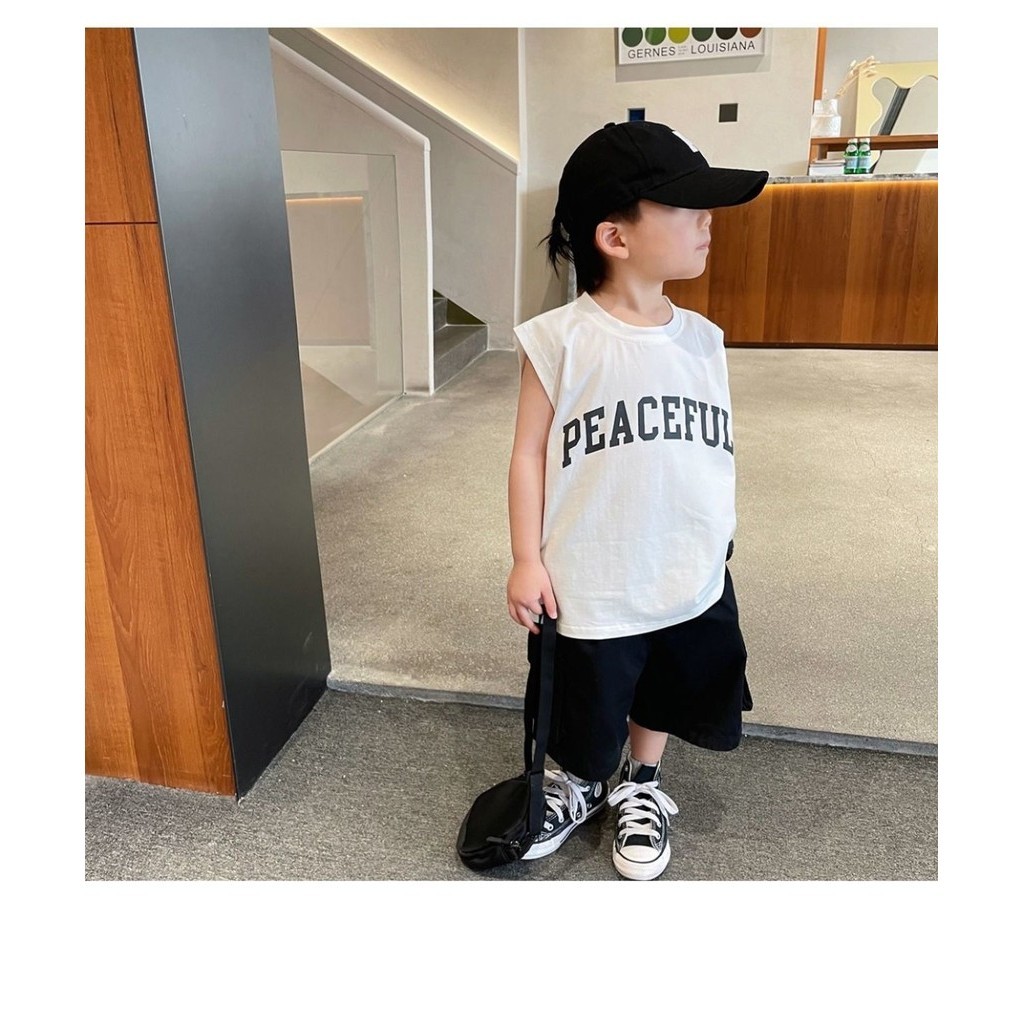 เสื้อยืดแขนกุด พิมพ์ลายตัวอักษร ทรงหลวม เข้ากับทุกการแต่งกาย แฟชั่นสไตล์เกาหลี สําหรับเด็กผู้ชาย