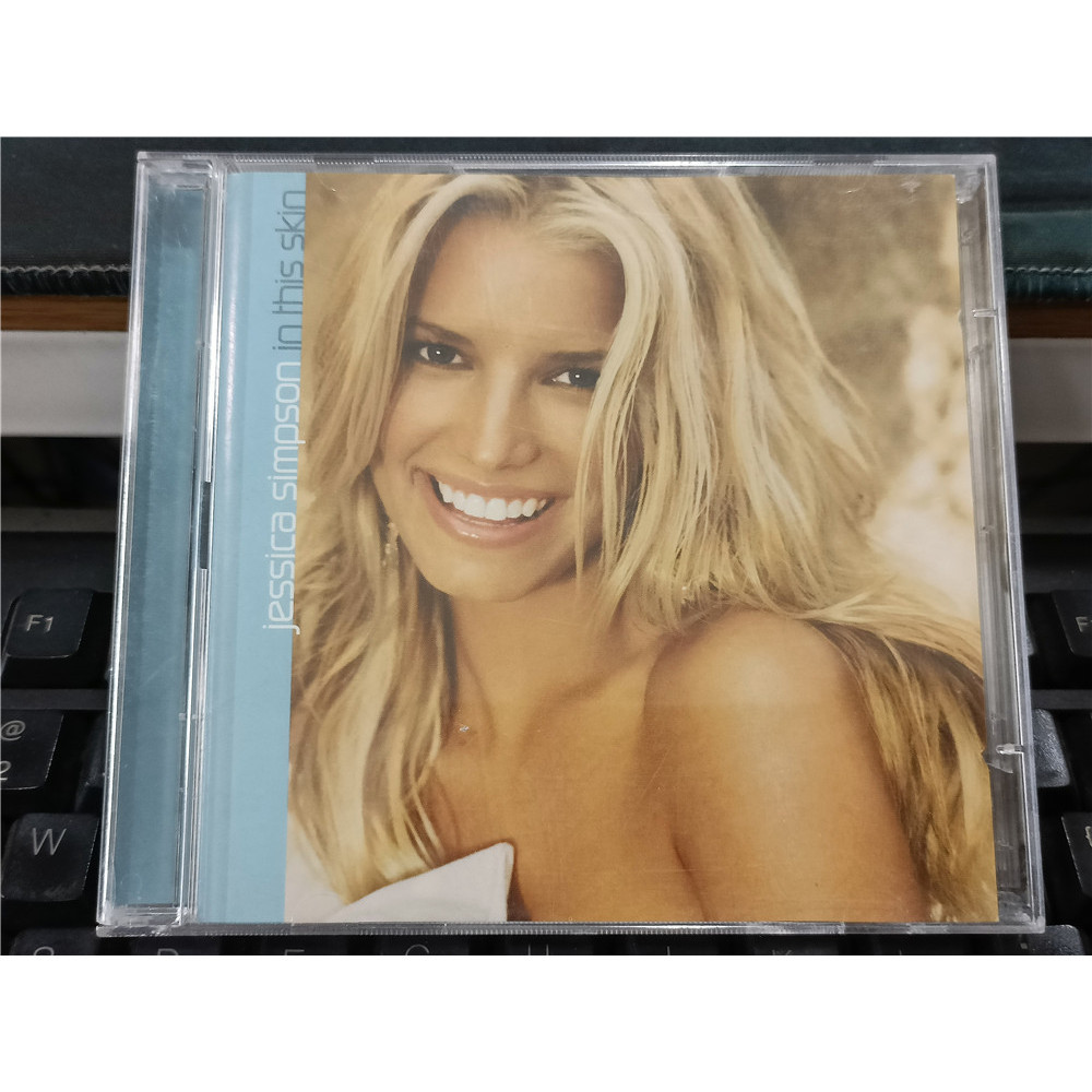 WV5361:Jessica Simpson – In This Skin