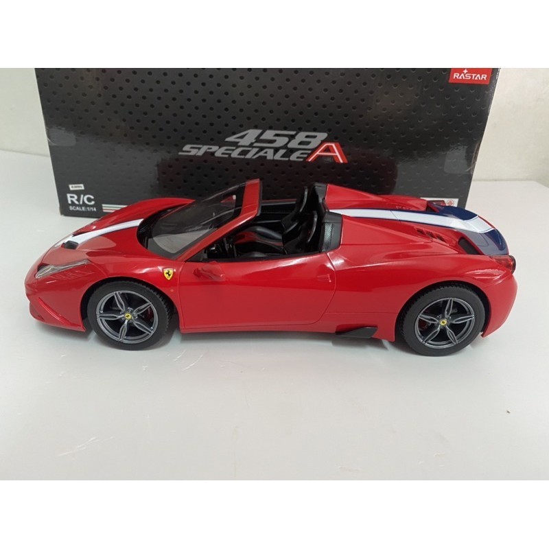 รถควบคุม รถบังคับงานโมเดล Ferrari458 speciale-A เป็นรถเปิดประทุนตัวรถมีไฟหน้าและไฟท้ายบังคับได้ใส่ถ่