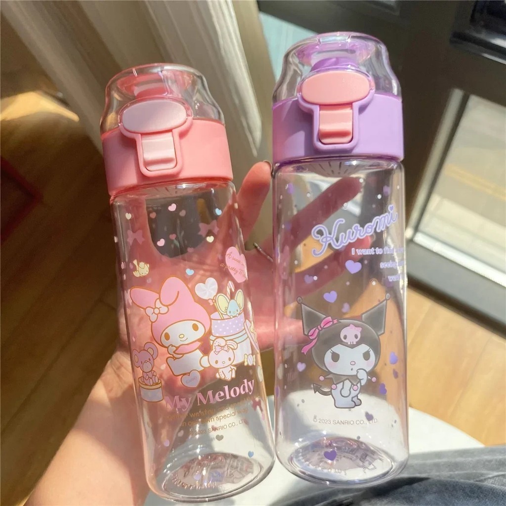 SANRIO ขวดน้ําพลาสติก ขนาดใหญ่ จุของได้เยอะ แบบพกพา ลายการ์ตูน Melody Kuromi Cinnamoroll Pochacco