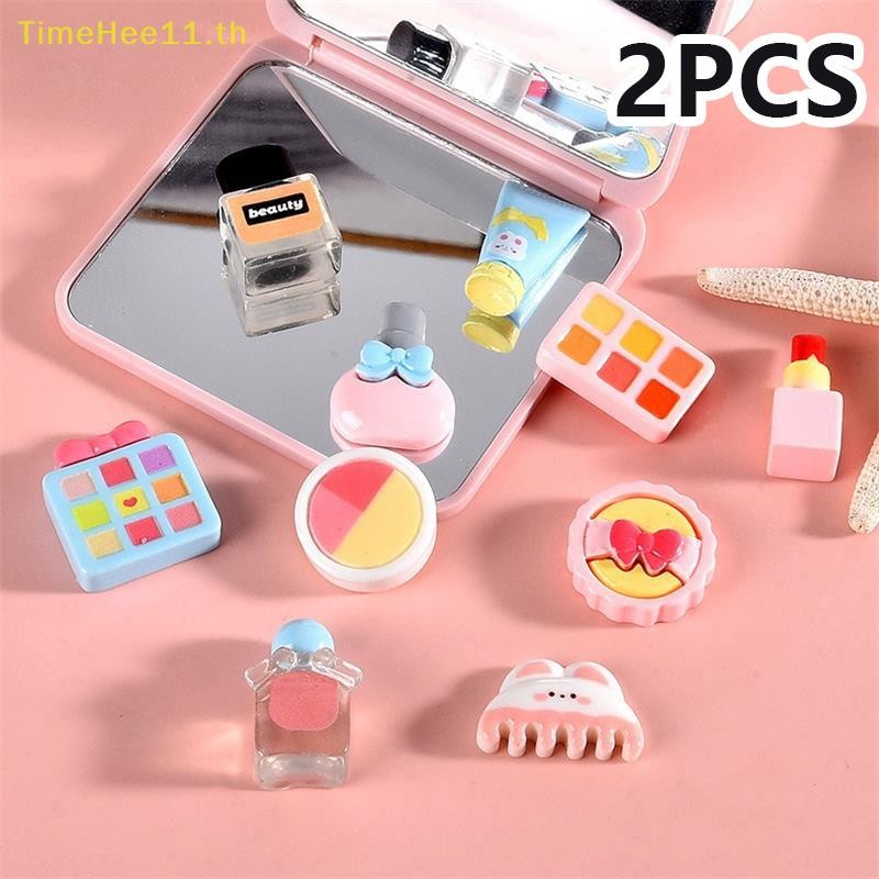 TimeHee 2 ชิ้น/ถุง Dollhouse Miniature จําลองเครื่องสําอางลิปสติก Eye Shadow น้ําหอมบ้านตุ๊กตาแต่งหน้าฉากอุปกรณ์เสริม DIY วัสดุ TH