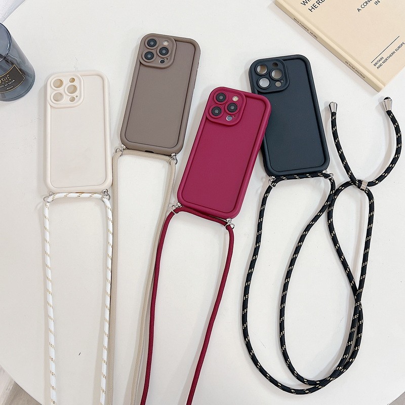 เคสโทรศัพท์มือถือ ซิลิโคน กันกระแทก พร้อมสายคล้องคอ สําหรับ iPhone 15 14 Pro Max Plus 13 12