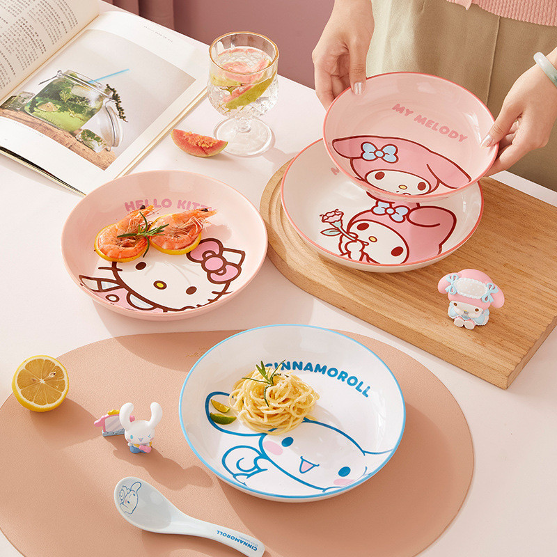 [Sanrio] [Hello Kitty] จานเซรามิค ลาย Hello Kitty ขนาด 23.3 ซม. 26.6 ซม.