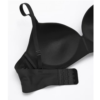 SABINA รหัส NBU23004 เสื้อชั้นใน INVISIBLE WIRE (ไม่มีโครง) SEAMLESS FIT รุ่น PRETTY PERFECT