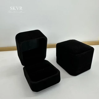 กล่องแหวน กล่องกำมะหยี่ ทรงสูง ขนาด 5*4.5*6 CM ใส่เครื่องประดับ กล่องใส่ต่างหู จี้