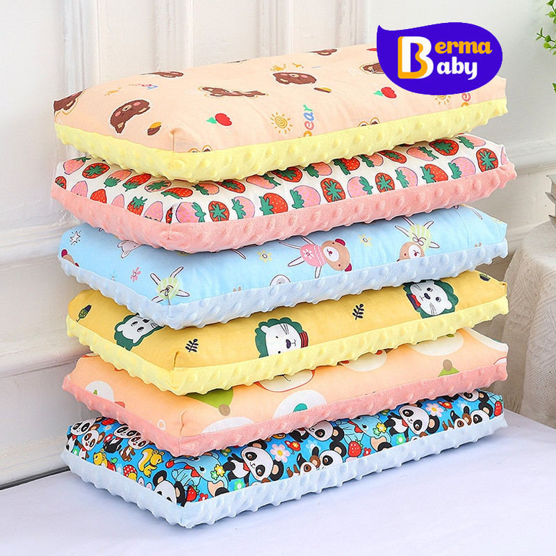 ซื้อ Berma Baby หมอนเด็ก รองรับสรีระศรีษะของเด็กได้ดี​ สามารถช่วยให้เด็กนอนหลับ นุ่ม​ ใช้ได้ 0-6ปี