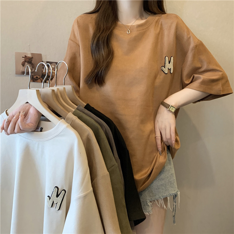 ใหม่ เสื้อยืดลําลอง แขนสั้น พิมพ์ลายตัวอักษร ทรงหลวม เหมาะกับฤดูร้อน สําหรับผู้หญิง 240326