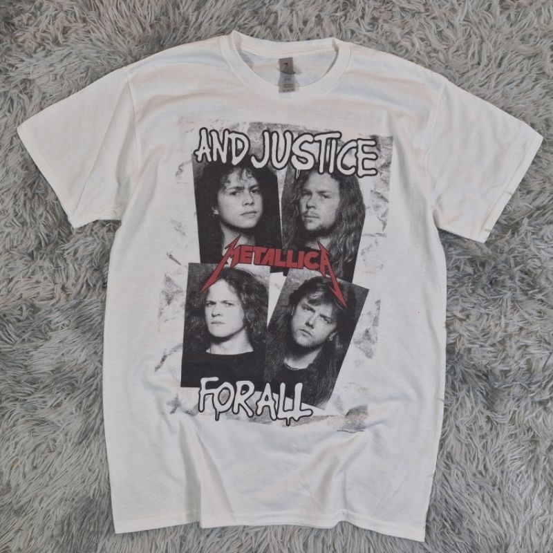 เสื้อวง Metallica ลายฮิตมือ1แท้ผลิตปีล่าสุดมีตอกปีนำเข้าจากEU T-shirt