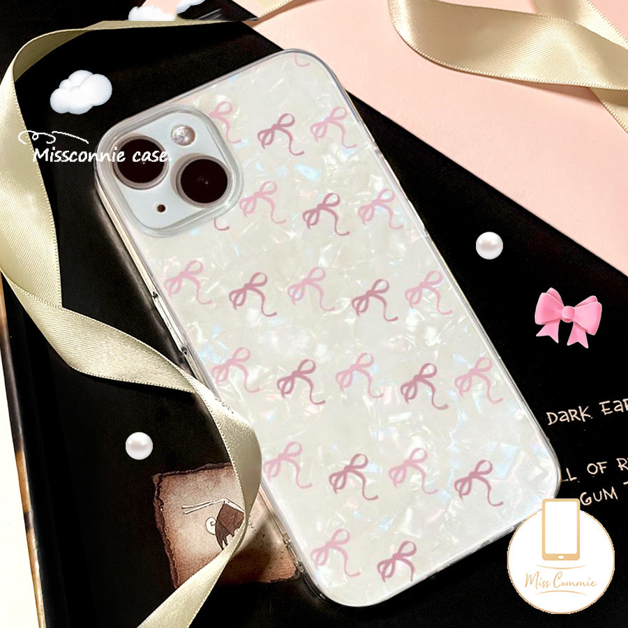 โรแมนติกสีชมพูbowknot PearlyสําหรับIPhone 11 16 15 14 13 12 Pro Max 7Plus XR X XS Max 7 16 6s 14 6 15 8 Plus SEการ์ตูนน่ารักโบว์สร้อยข้อมือหรูหราเลเซอร์การ์ดปกอ่อน
