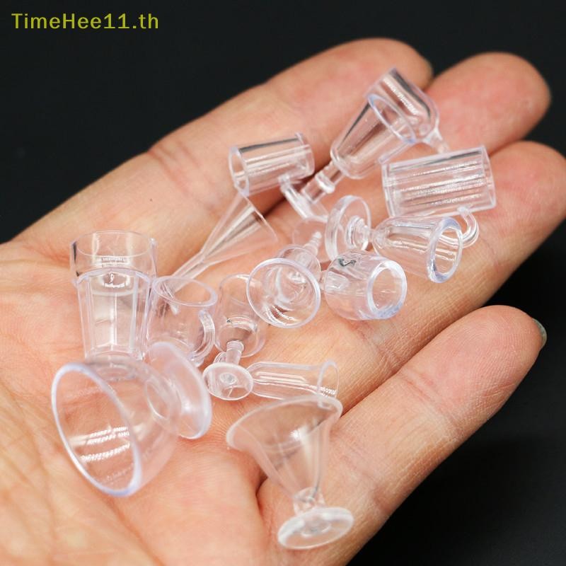 TimeHee 10 ชิ้นถ้วยไวน์สีแดงจําลองเฟอร์นิเจอร์แก้วไวน์ Goblet สําหรับตกแต่งตุ๊กตา 1:12 Dollhouse Miniature อุปกรณ์เสริม TH
