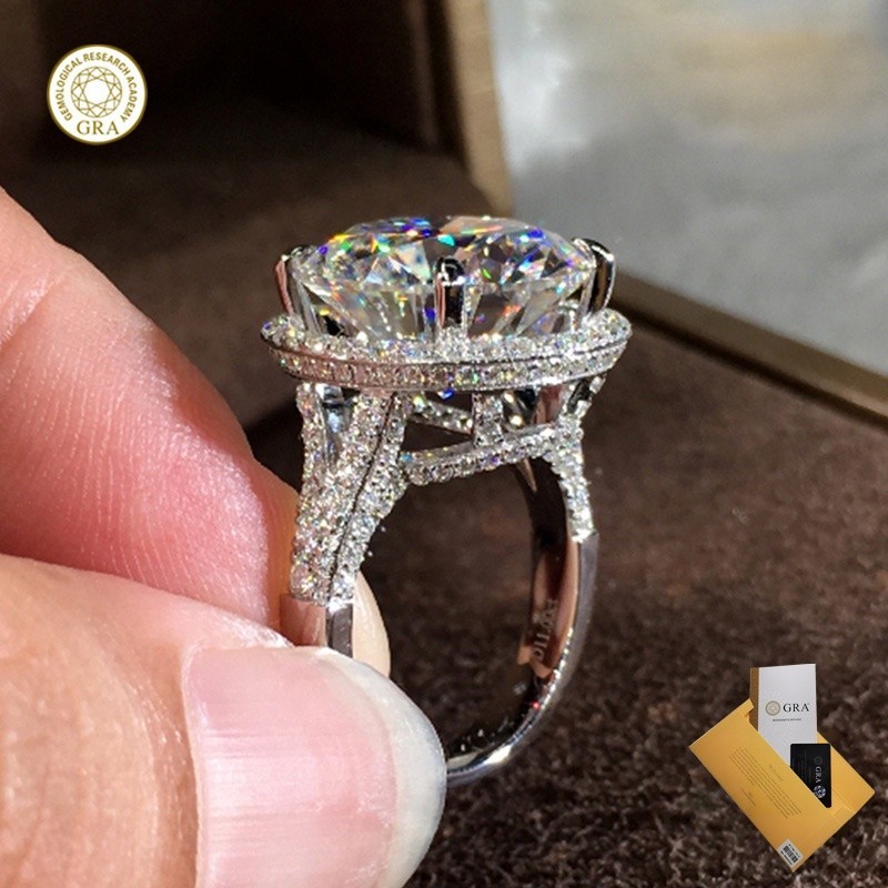 ( พร ้ อมใบรับรอง Gra ) Moissanite แปดหัวใจและแปดลูกศรแหวนแต ่ งงานเพชรเต ็ ม