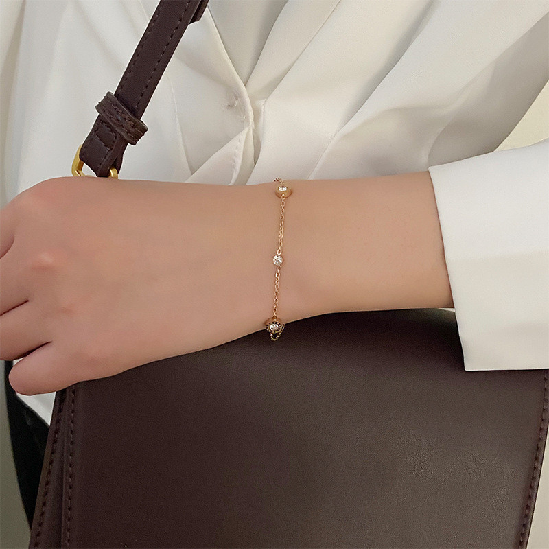 สร้อยข้อมือ ไทเทเนียม ประดับเพชร ขนาดเล็ก หรูหรา