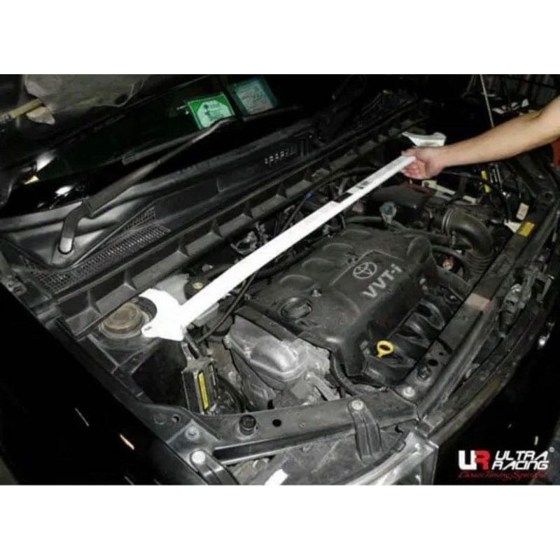 Ultraracing ค้ำหน้าบน 2จุด  ตรงรุ่น Toyota Vios gen1 ค้ำโช๊คหน้าบน อัลตร้าเรสซิ่ง ค้ำตัวถัง ค้ำกันโค