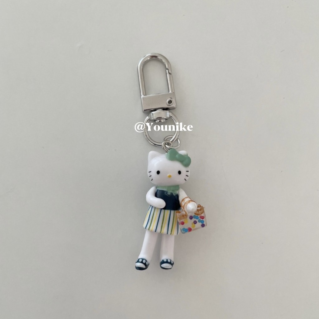 สาวหัวใจมินิยาว-legged hello kitty เคสโทรศัพท์กระเป๋ากล้องจี้โทรศัพท์โซ่ตกแต่ง AirPods Charm น่ารักหวานนุ่มน่ารักที่ไม่ซ้ํากันจี้โทรศัพท์มือถือ ราคา ถูกที่สุด ดีลบีเคเค แกลเลอรีภาพที่ 5